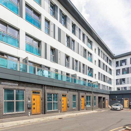 1 Bed Apartment - Redhill Central, Surrey, Gatwick #3 외부 사진